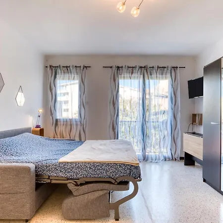 L'amar-et-lys Apartment *